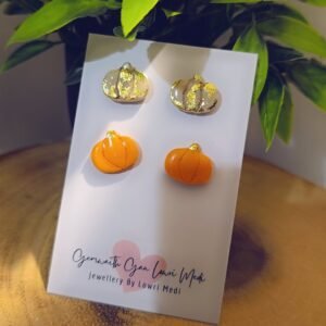 2 pack pumpkin Studs